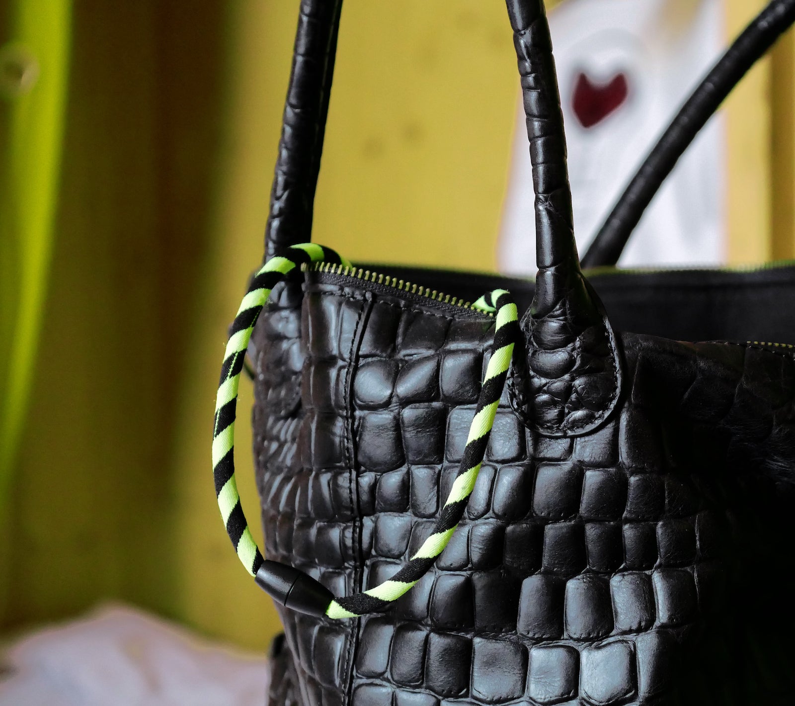 mia mai Tubular Schlüsselband mit Sicherheitsverschluss 45 cm